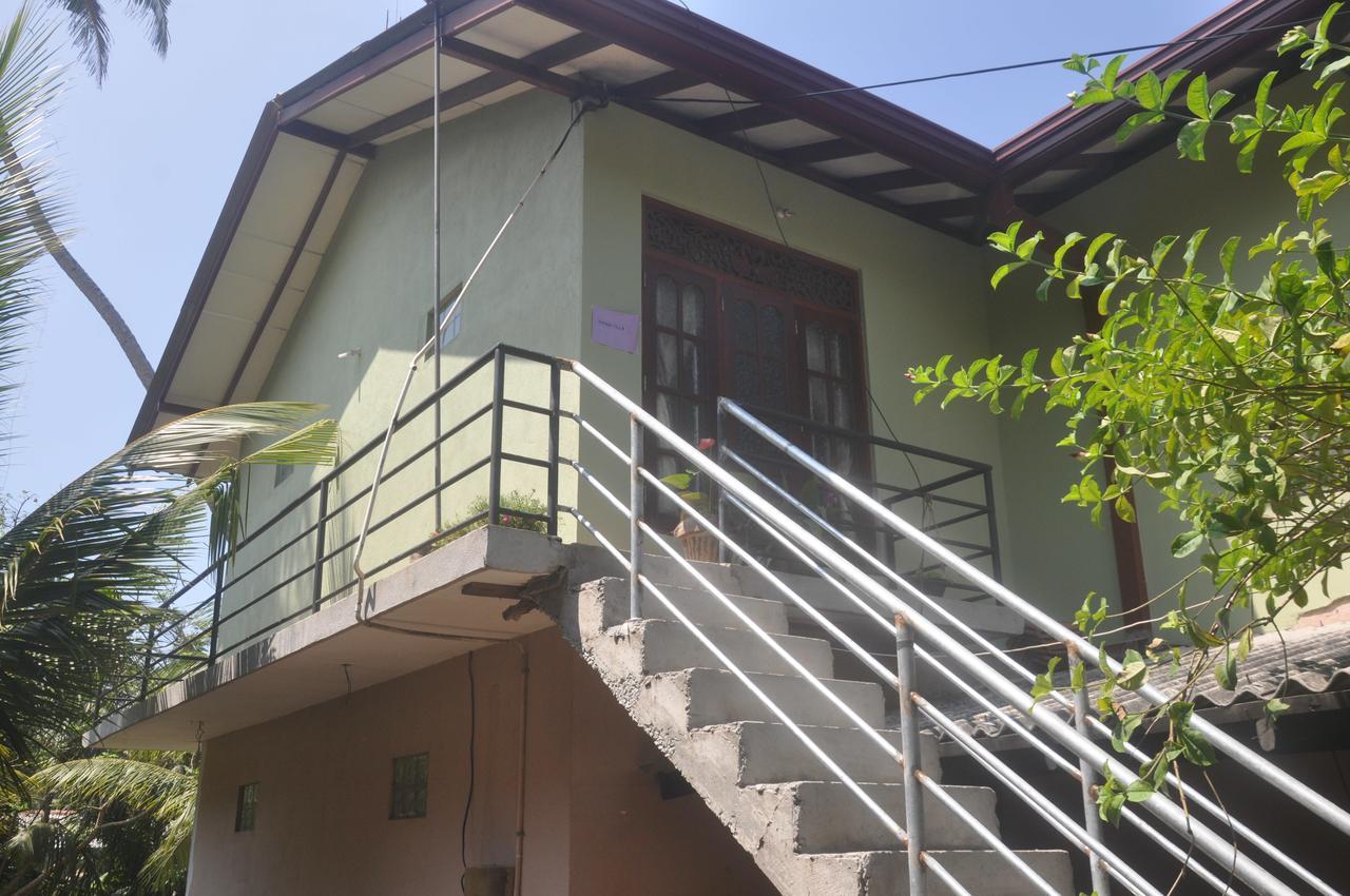 Nisadi Villa Bentota Exterior photo
